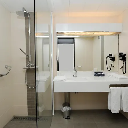 B-aparthotel Moretus Hotel 3*